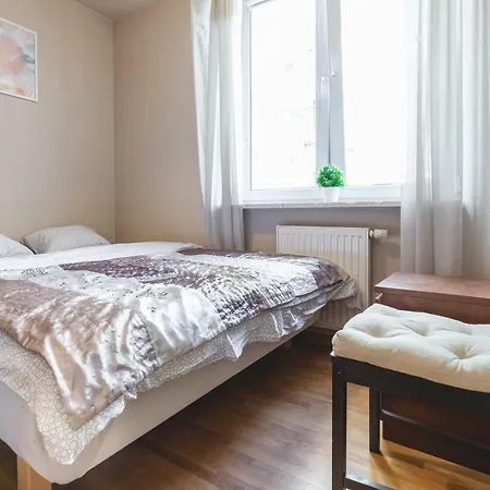 Niecala Kings Deluxe *