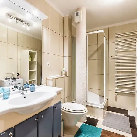Niecała Kings Deluxe Apartament *